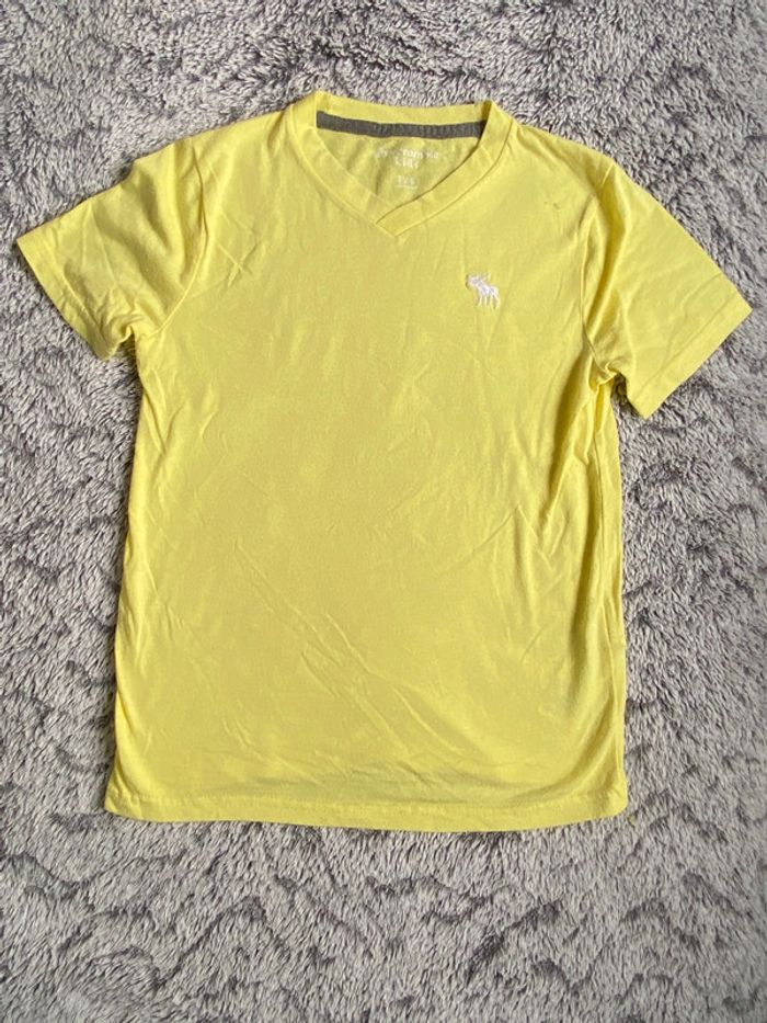 Teeshirt jaune Abercrombie - taille 7/8 ans - photo numéro 2