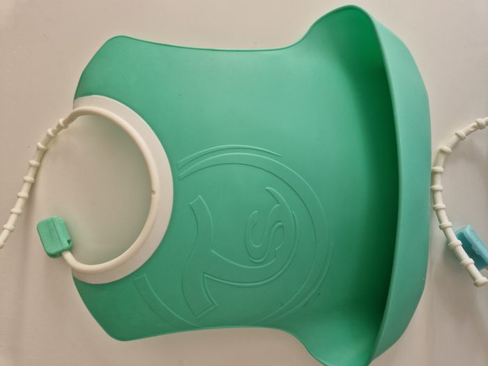 lot de 2 bavoirs rigides Twistshake - photo numéro 3