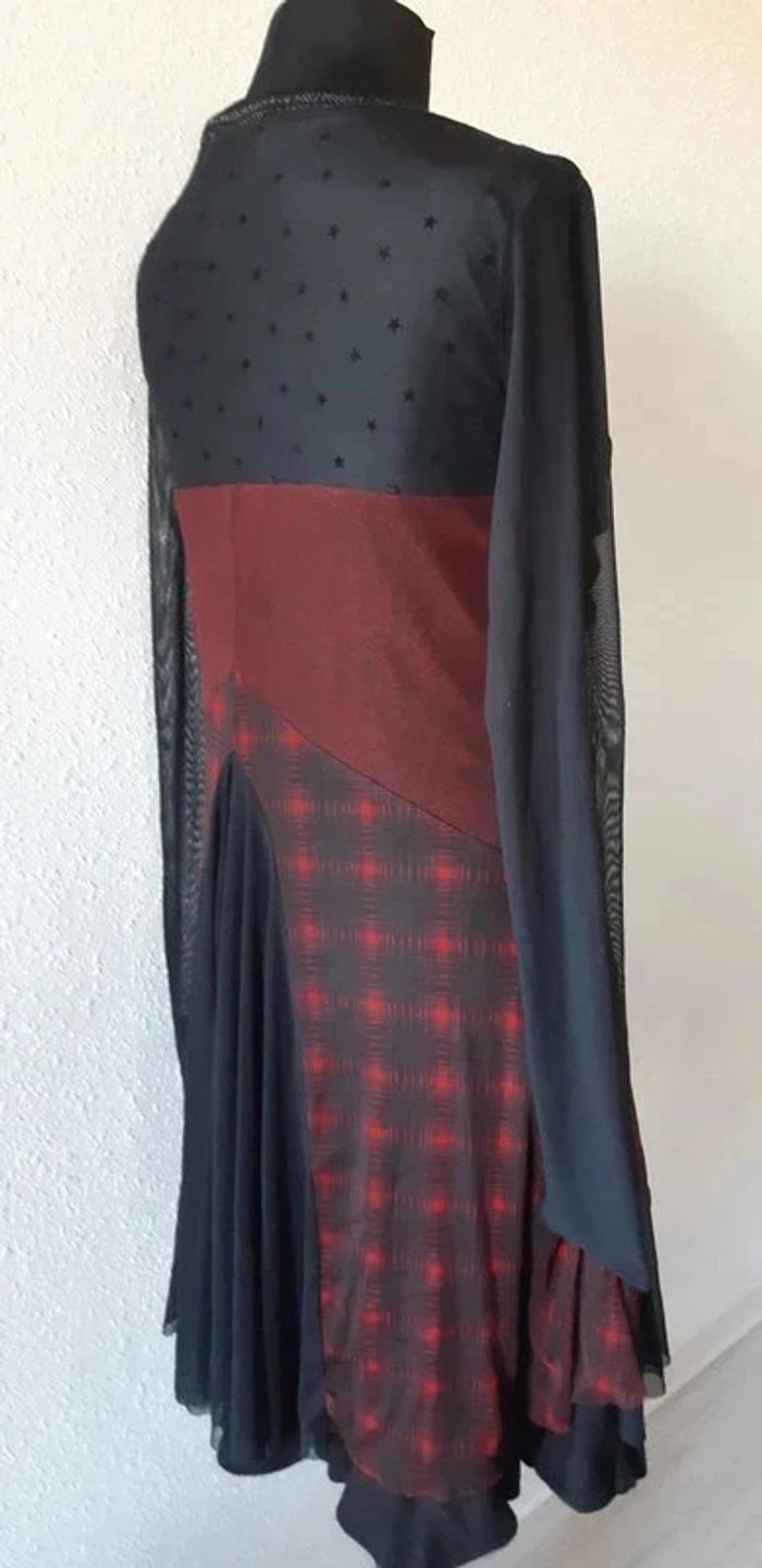 Magnifique robe LMV rouge et noire taille 40 - photo numéro 6