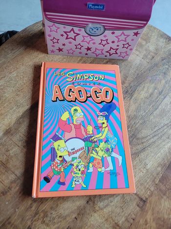 Livre comic the simpson format a4 ago go