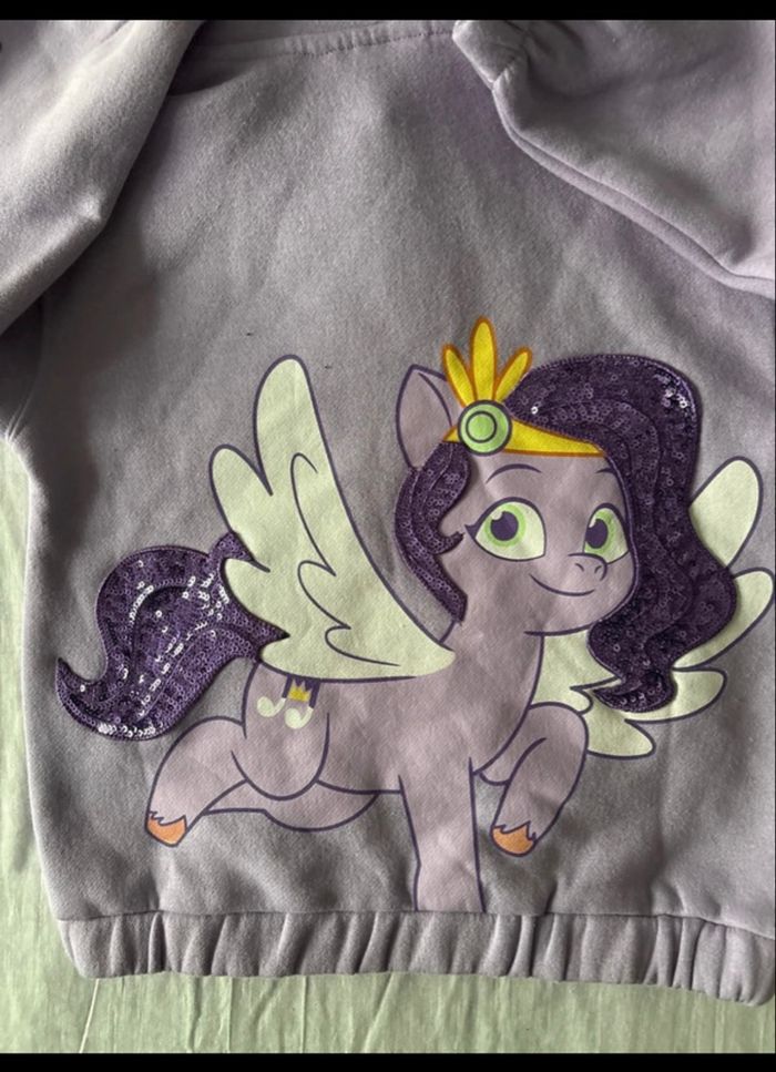 💜 Gilet à capuche My Little Pony Pipp - Taille 6 ans - Etat neuf - photo numéro 4