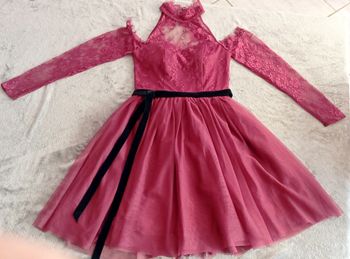 Robe cocktail Asos taille 34