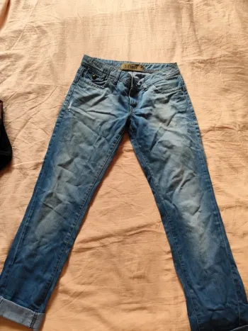 Superbe jeans Tiffosi taille 40 très bon état