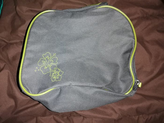 Petite valisette en tissu