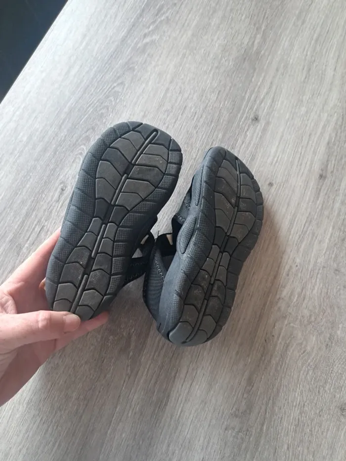 Chaussure d'eau taille 26 - photo numéro 4