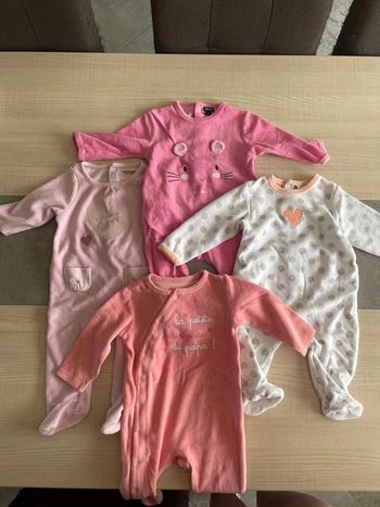 Lot 4 pyjamas velours