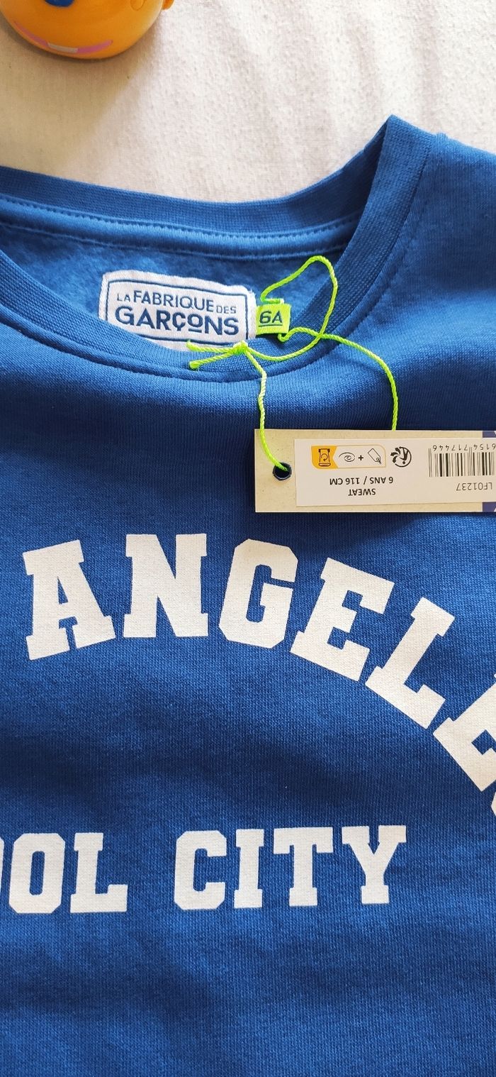 Pull garçon 6 an neuf - photo numéro 3