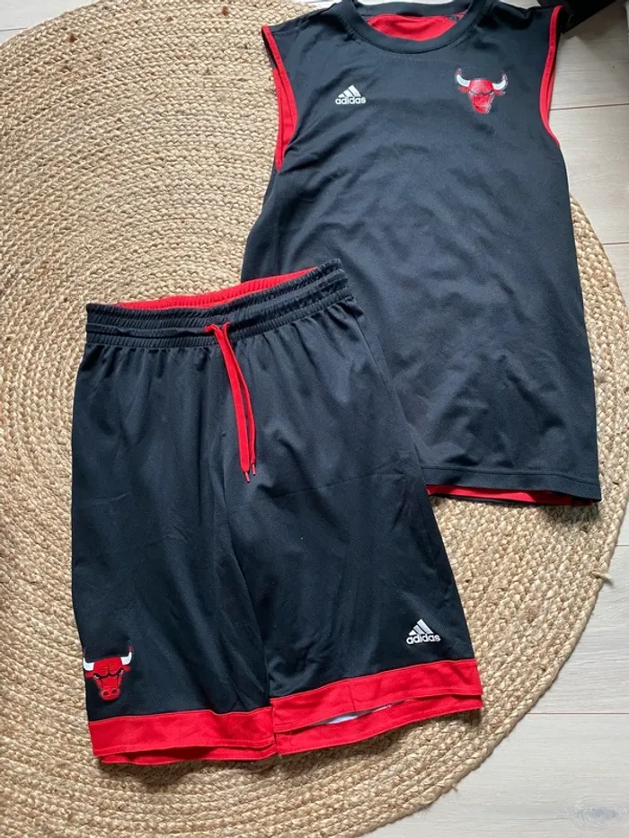 Ensemble NBA Chicago Bulls réversible Adidas + Haut Nike réversible – Taille S – Rare - photo numéro 4
