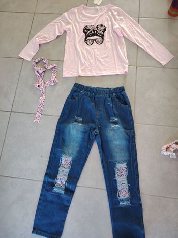 Ensemble neufs pull et jean