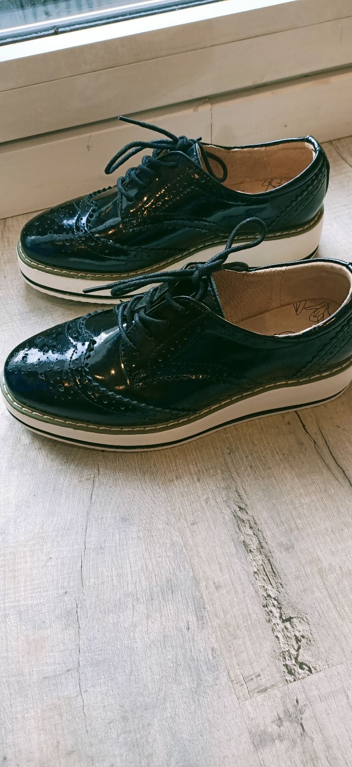 Chaussures style Oxford T 37 neuves - photo numéro 4