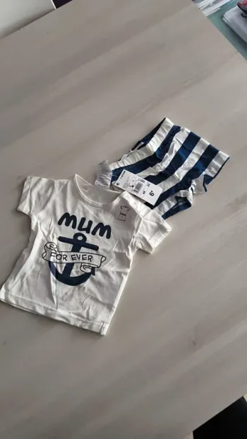 Encemble taille 3 mois Kiabi