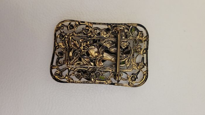 Broche doré visages - photo numéro 3