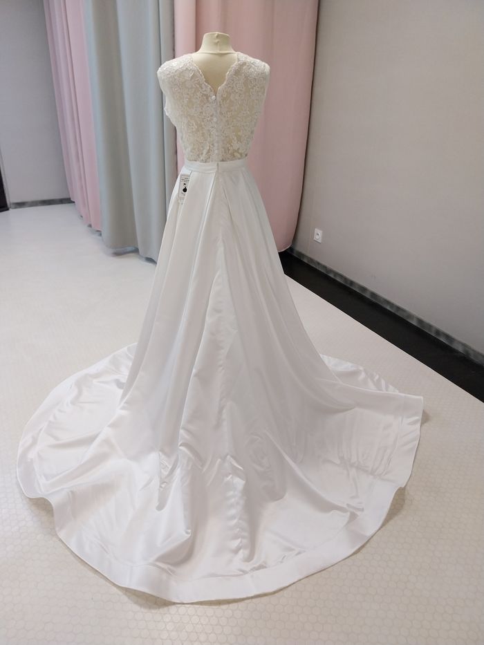 Robe de mariée - photo numéro 2