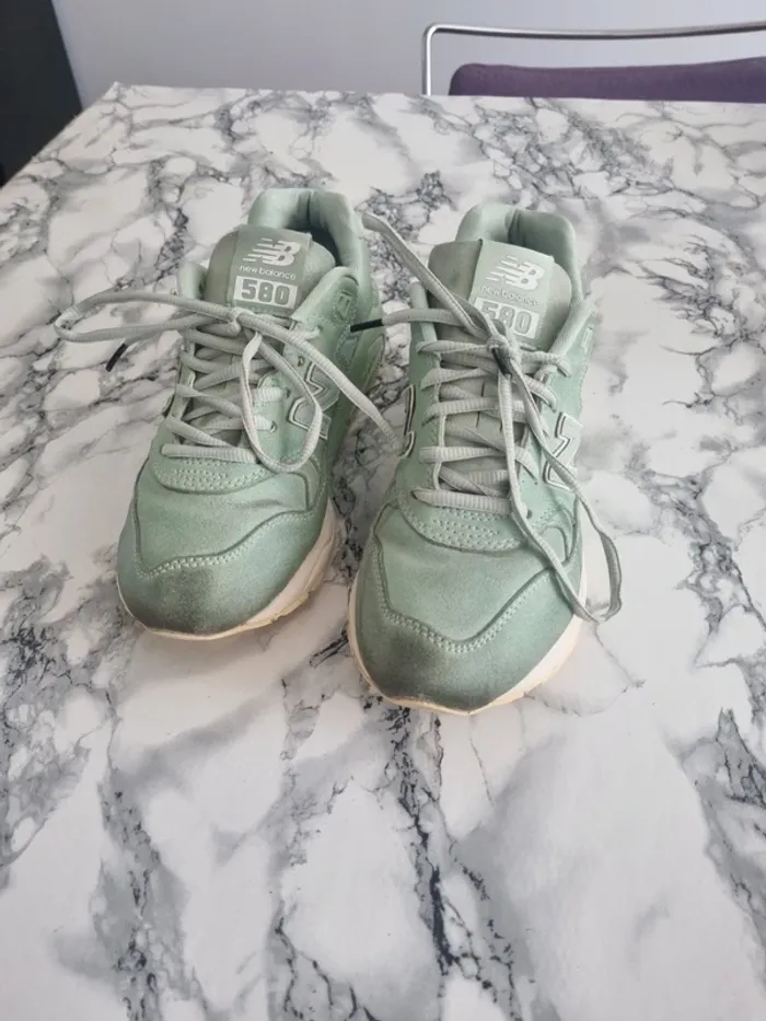 Basket New balance 580 suedine vert clair - photo numéro 2