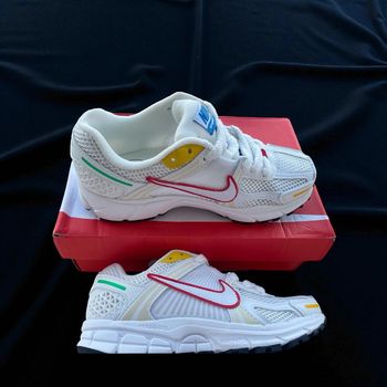 Nike zoom vomero 5 couleur primaires