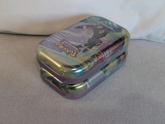 2 Mini Tin Pokémon Noctali et Mentali Évolutions Prismatiques EV8.5 Fr - photo numéro 3
