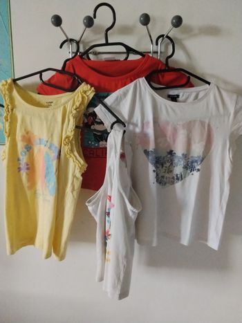 4 t-shirts à 2,5€