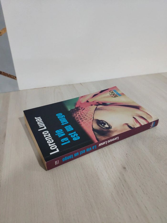 Livre poche policier La vie est un tango Lunar - photo numéro 5