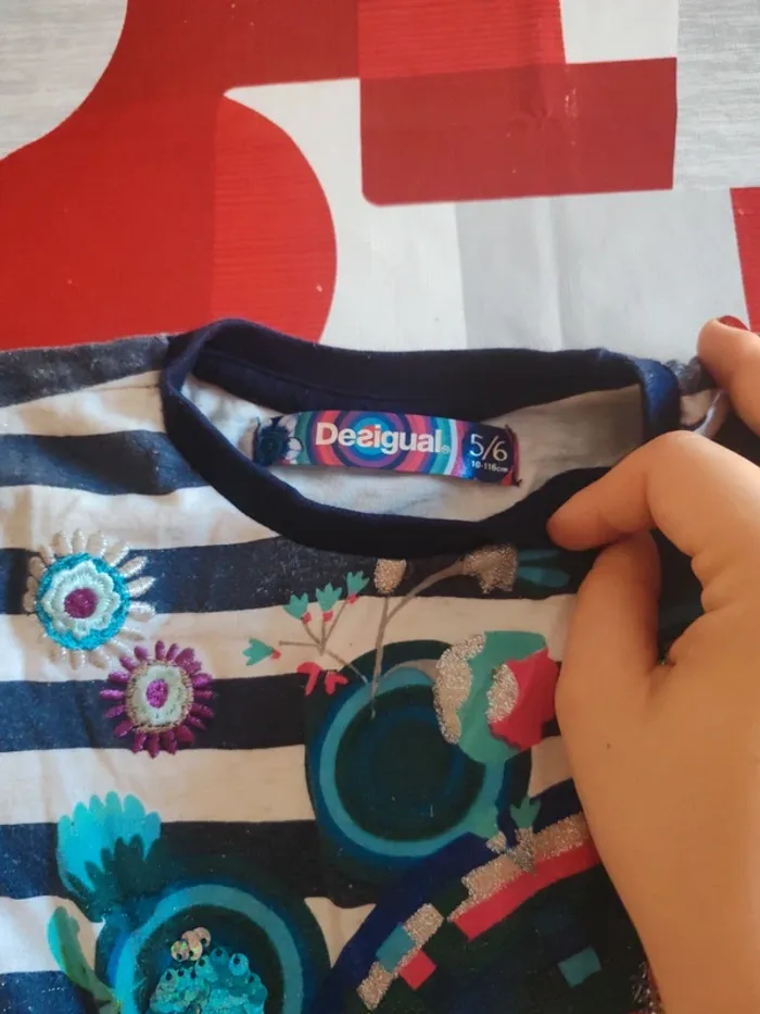 Robe desigual 5ans 6ans - photo numéro 2