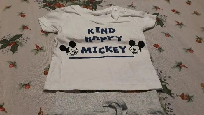 Ensemble Disney Primark 62cm neuf sans etiquette - photo numéro 3