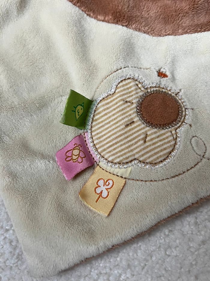 Doudou plat Winnie l’Ourson Disney Baby - photo numéro 4