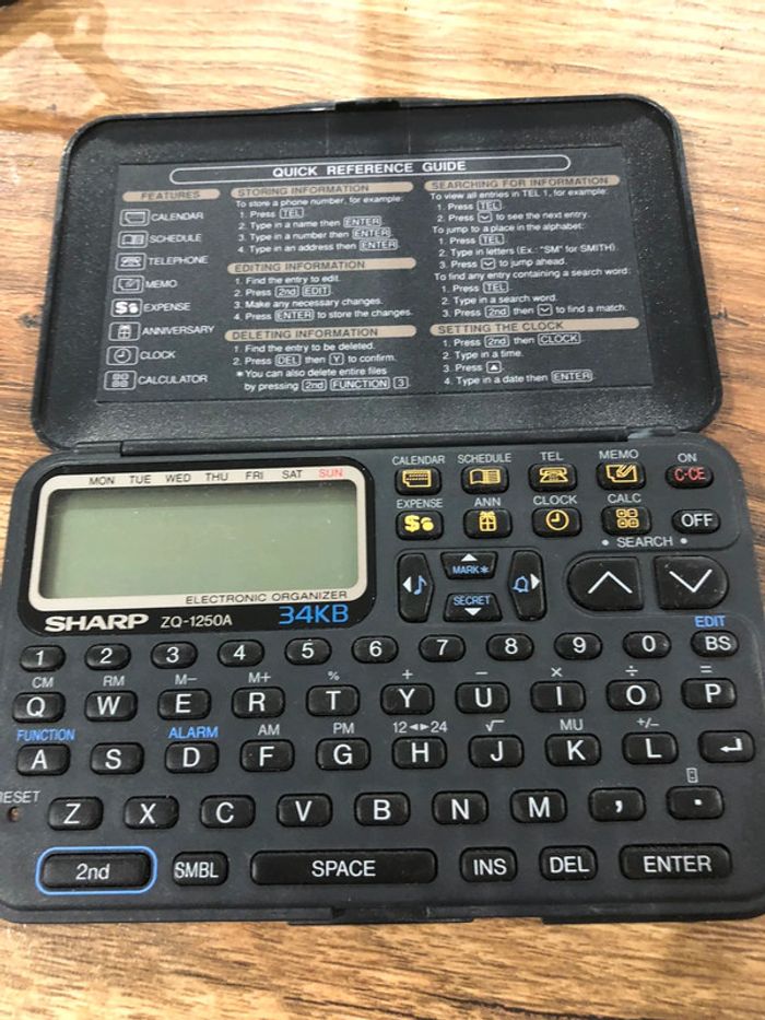 Organisateur vintage Sharp
