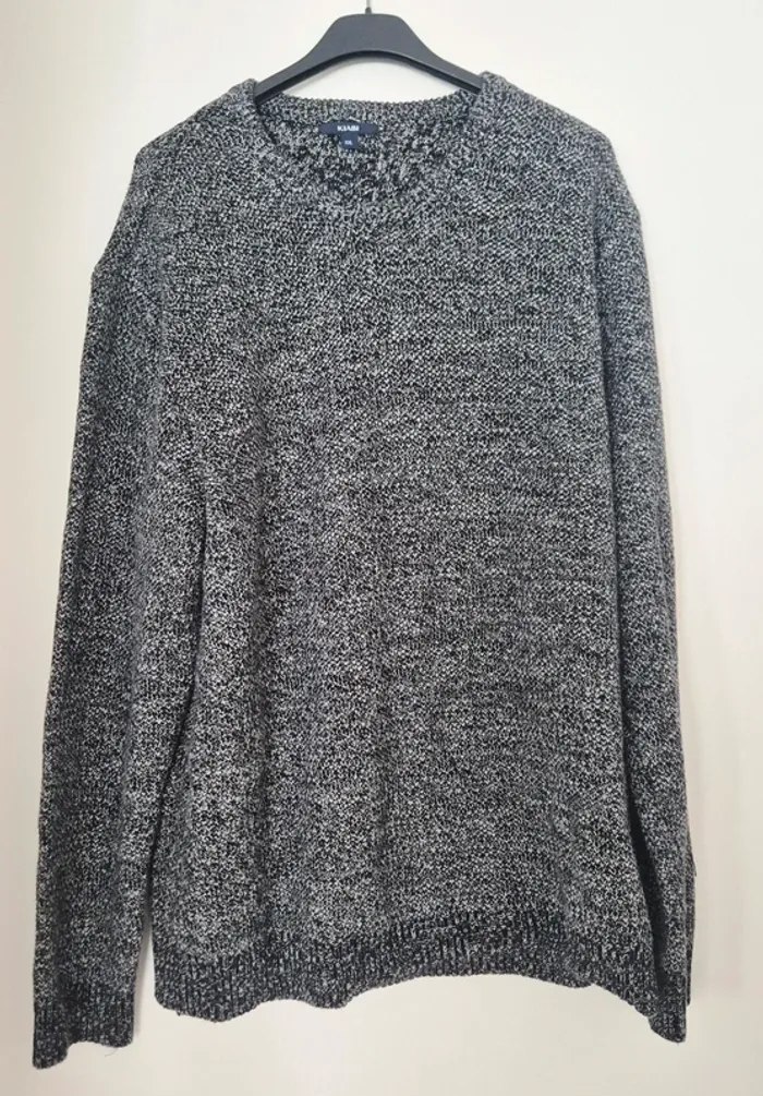 Jolie pull gris chiné XXL
