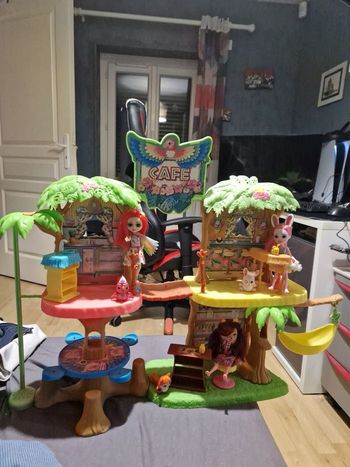 Lot enchantimals