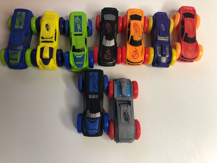 Pistolet NERF nitro et 9 voitures - photo numéro 2