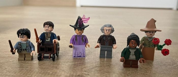Lego 76439 : Ollivander et madame Guipure, prêt à porter pour mages et sorciers - photo numéro 7