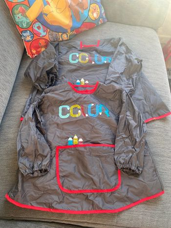 Lot de deux tabliers imperméables enfant travaux manuels