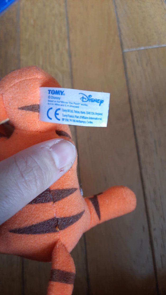 Tigrou en peluche - photo numéro 3