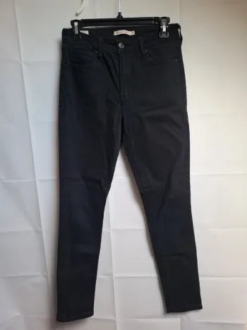 Jean taille 36 ou 38 ..