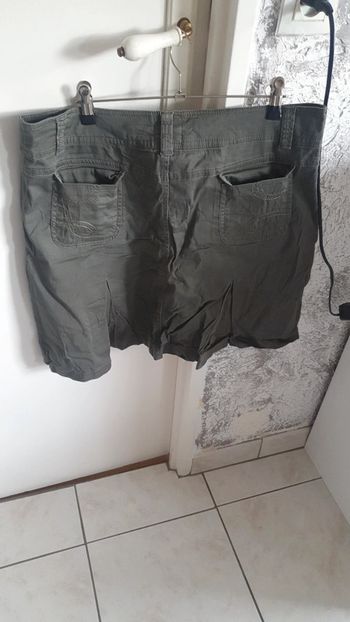 Jupe verte kaki 42 jennyfer