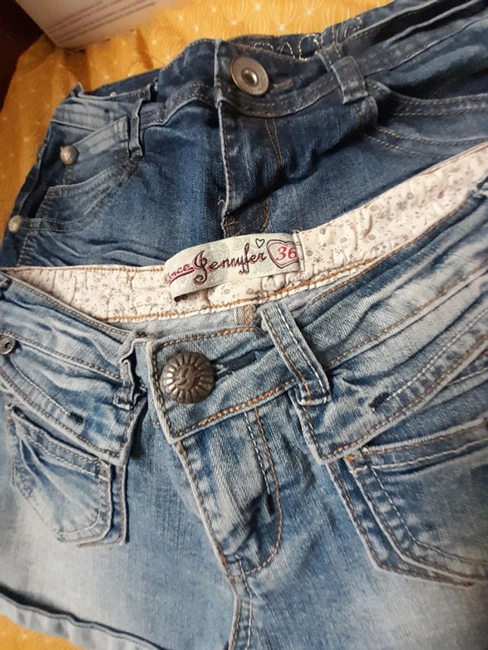 2 shorts en jean 36 - photo numéro 2