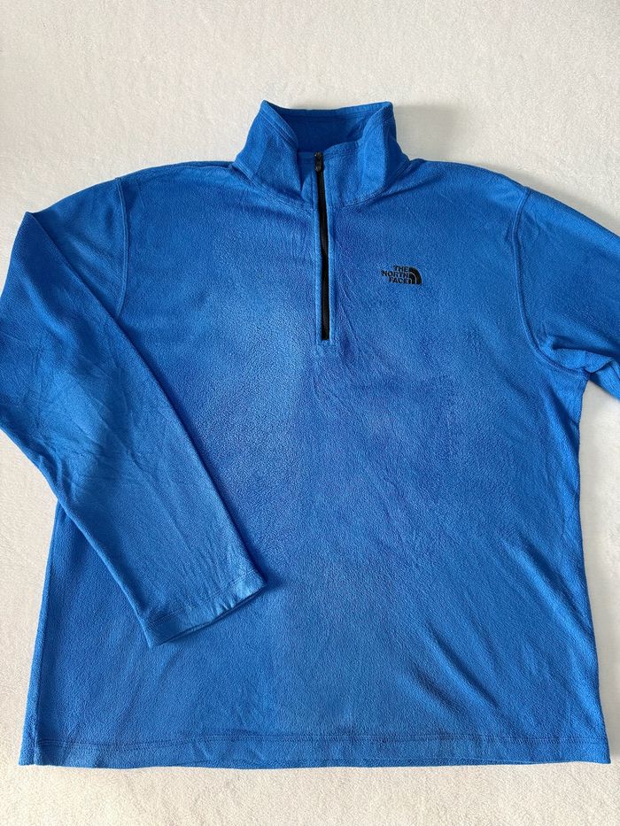 Polaire The North Face Homme taille L – couleur bleu quart zip avec col Haut en très bon état - photo numéro 2