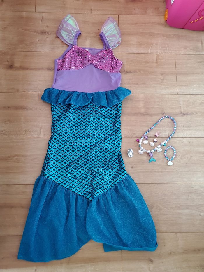 Deguisement sirène + bijoux