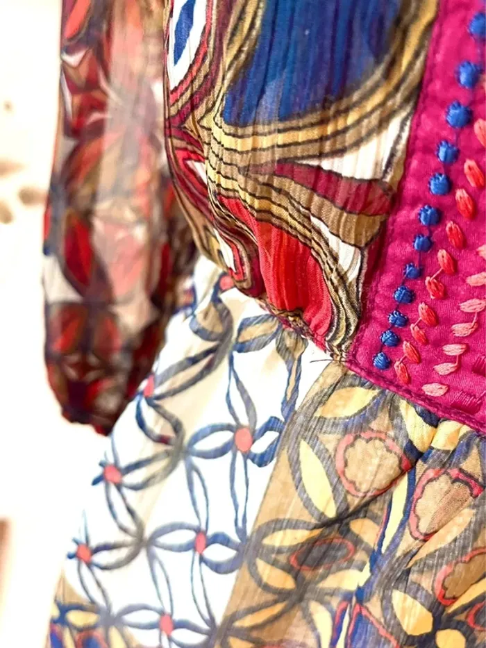 Sublime tunique léger décolleté en V motif géométrique - photo numéro 7