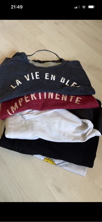 Lot de 12 pulls et sweat