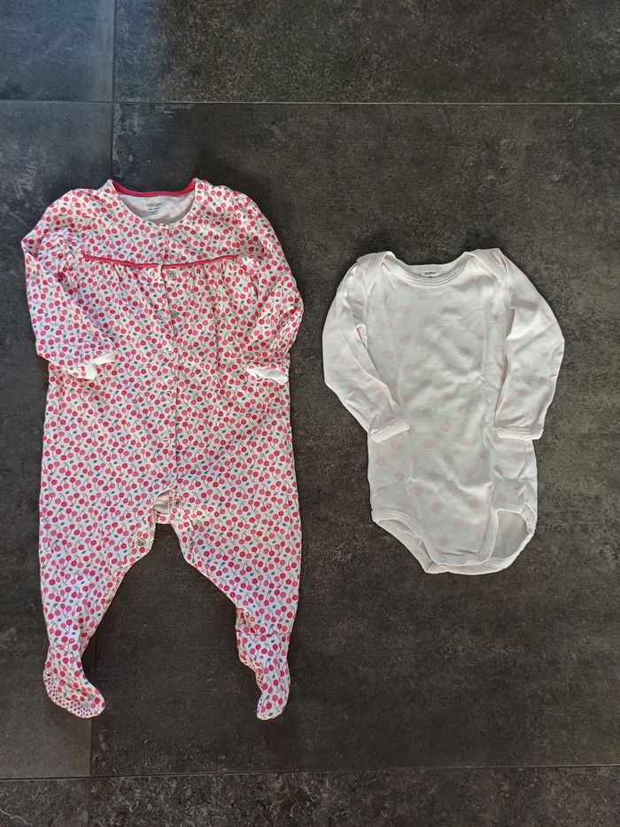 Lot vêtements fille 18 mois 22 pièces - photo numéro 3