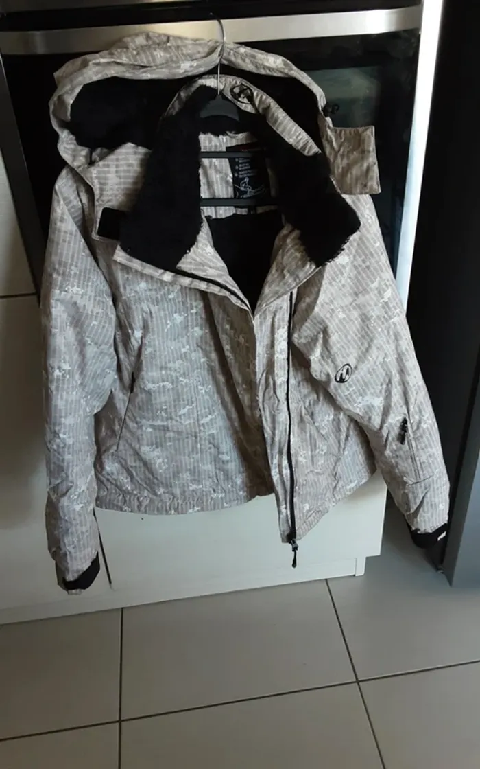 Manteau de ski T.44 - photo numéro 6