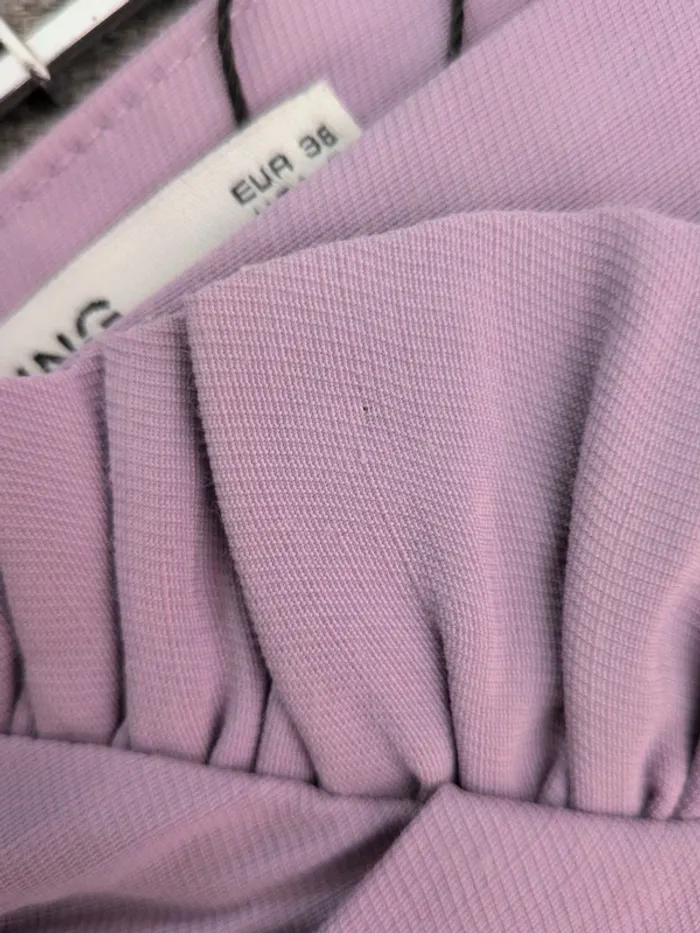 Petite jupe courte Mango - Taille 38 - Neuve avec étiquette - photo numéro 4
