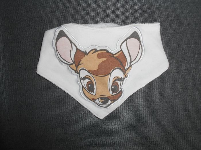 Bavoir bandana Bambi à 0,50 EURO