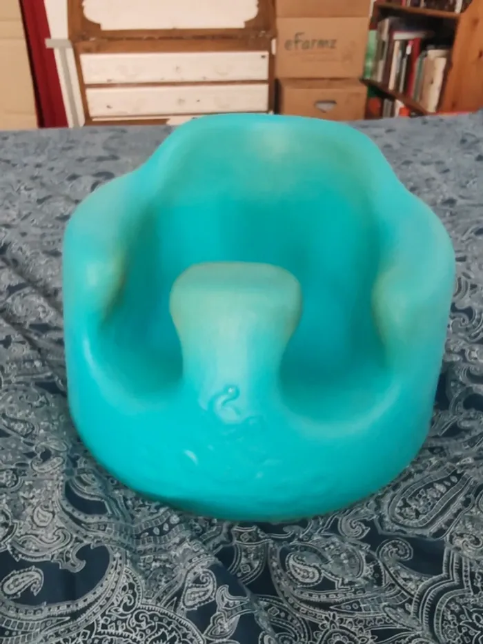 Bumbo turquoise avec tablette amovible