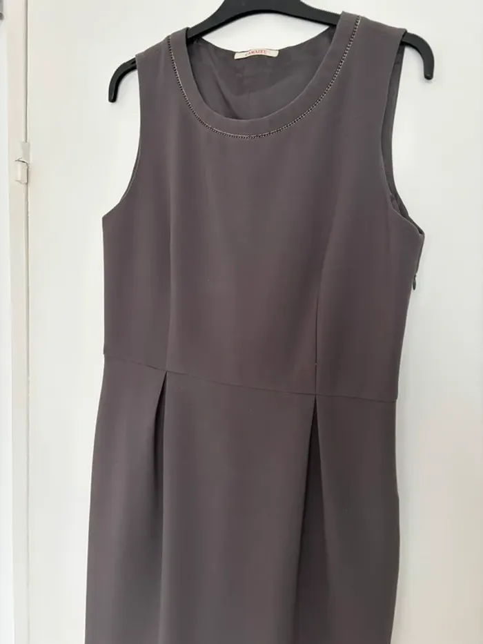 Robe droite gris taupe T40/42 - photo numéro 2