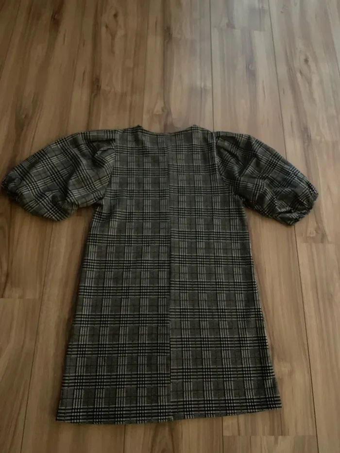 Robe femme - photo numéro 4