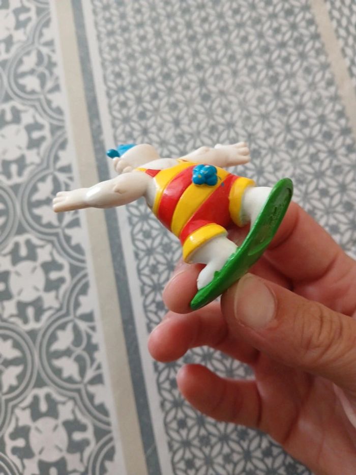 Flunchy en surff figurine - photo numéro 2