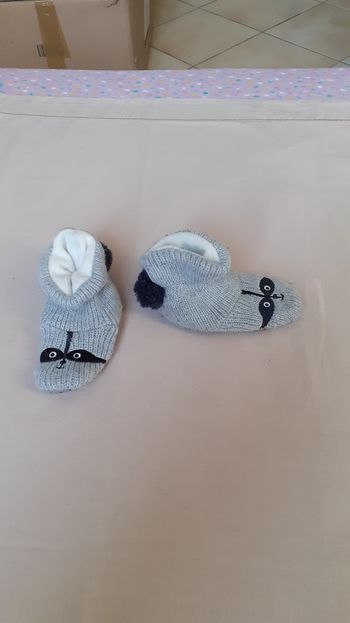 Chaussons mixtes pointure 17