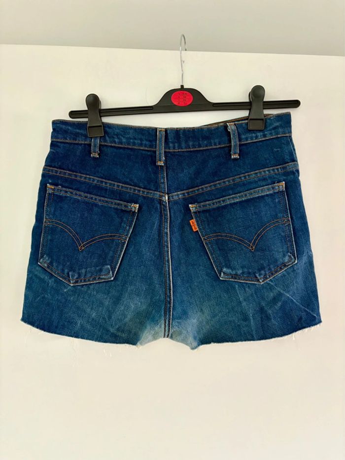 Short en jean taille haute Levi's 40 vintage - photo numéro 3