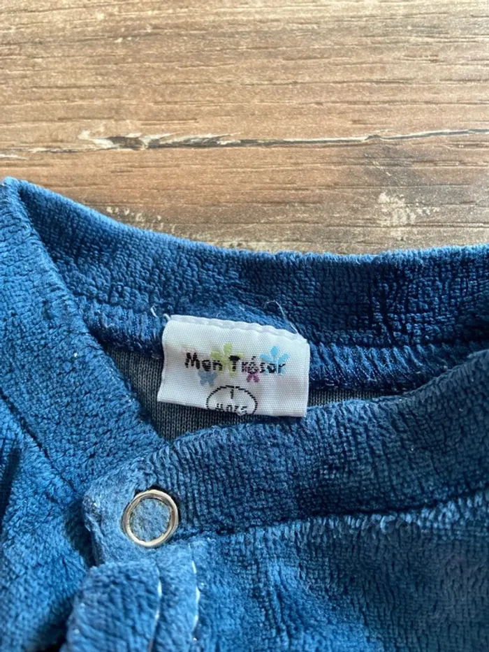 Pyjama 1 mois . - photo numéro 4